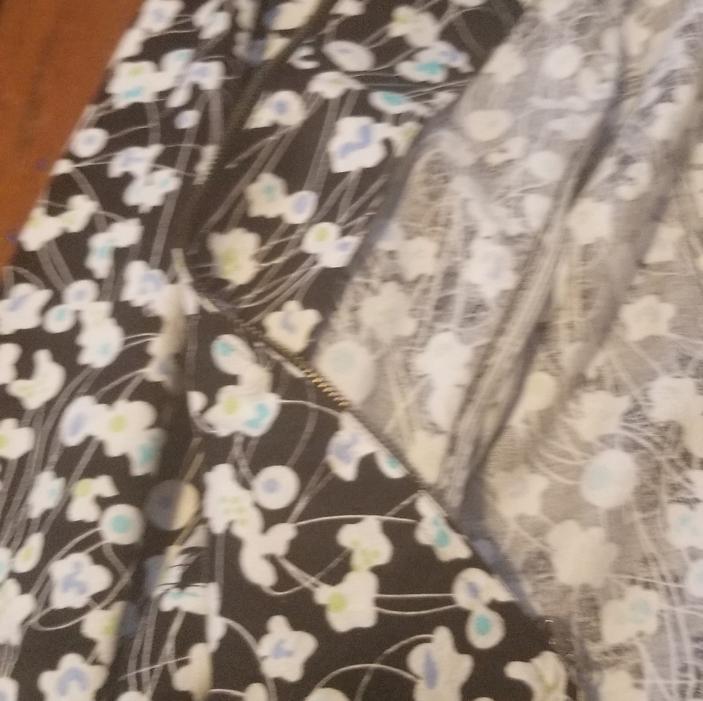 Womens jacket - Picture 3 of 5